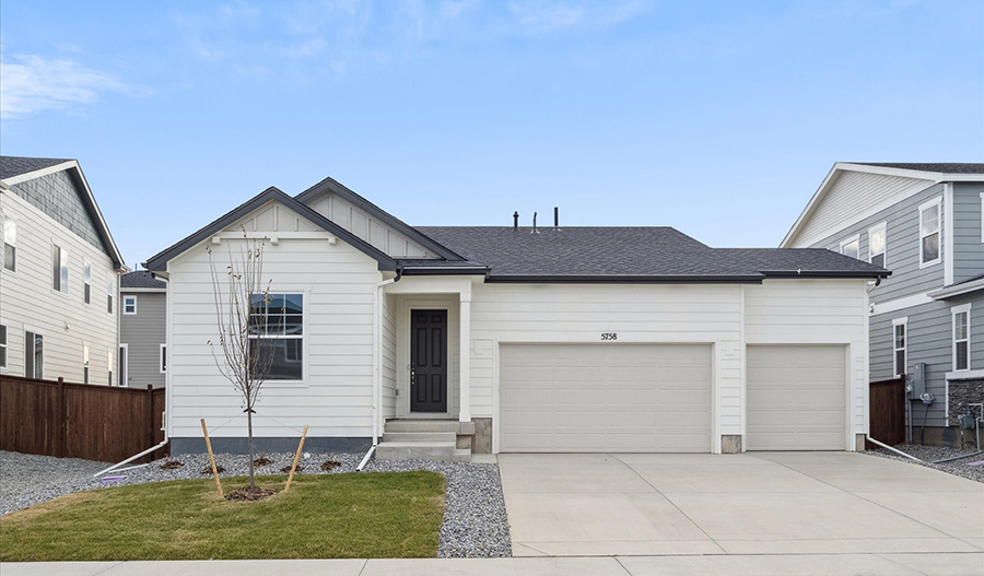 5758 Brangus Dr