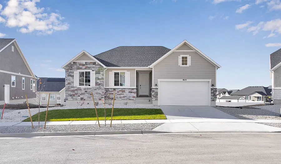 Richmond American home at 8655 N. Halloran Court, Lake Point, UT, 84074