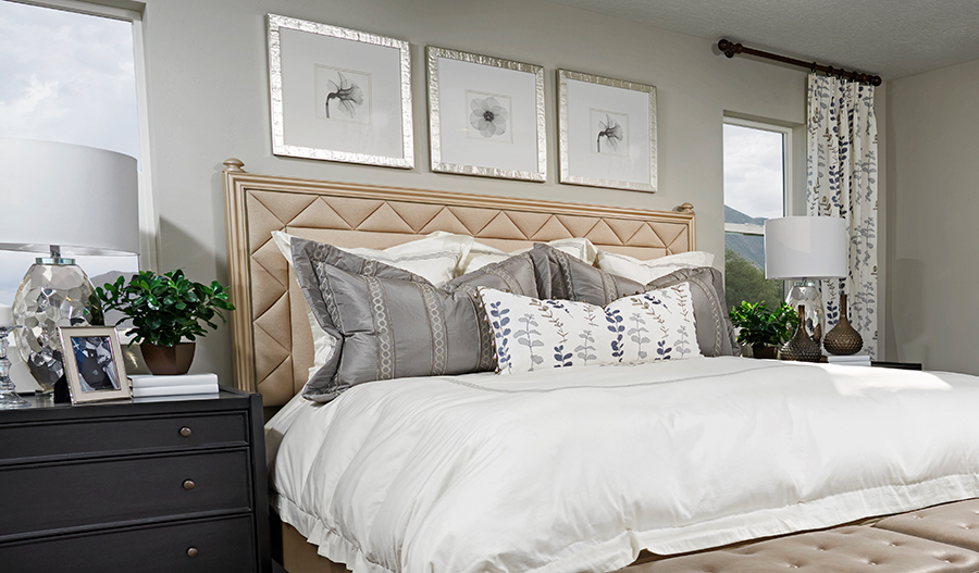 Owner's bedroom of the Yorktown floor plan