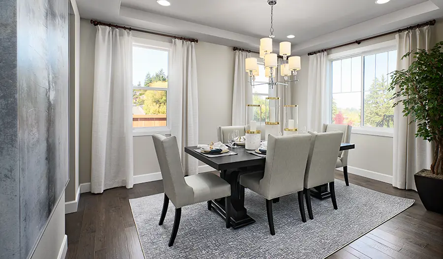 Dining room of the Hastings in Washington