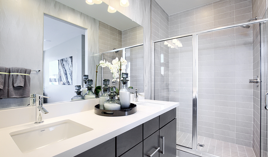Owner's bathroom of the Chicago plan in Las Vegas