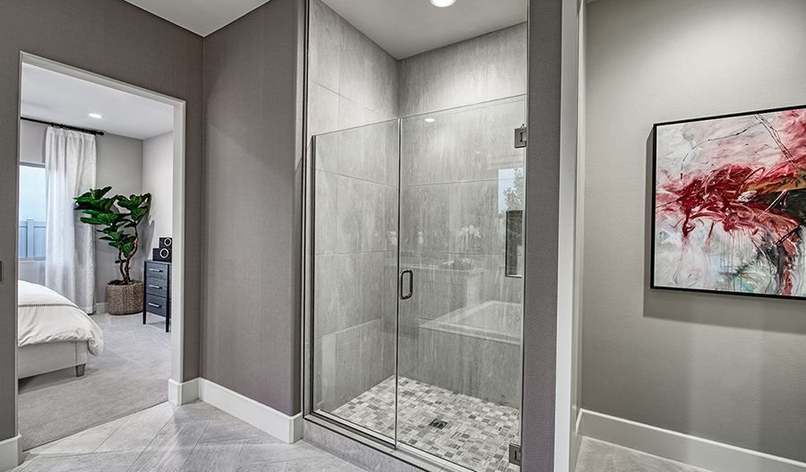 The Avalon Owner's bathroom of the Pinecrest plan in Denver