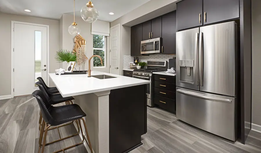 Chicago_CO_Eastpoint_Kitchen_RET_AB_W.jpg
