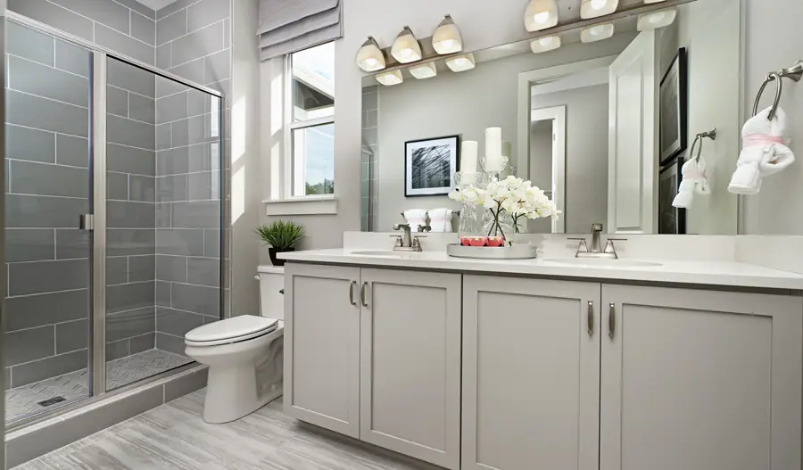 Owner's Bath of the Alexandrite