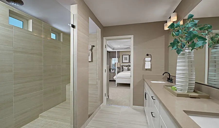 owner's bathroom of the Coronado plan