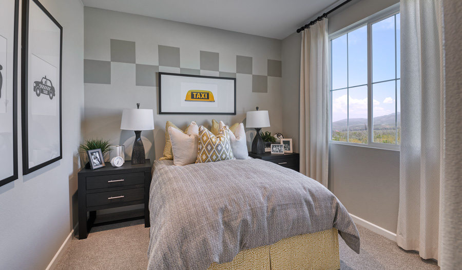 Guest bedroom of the Jonquil plan