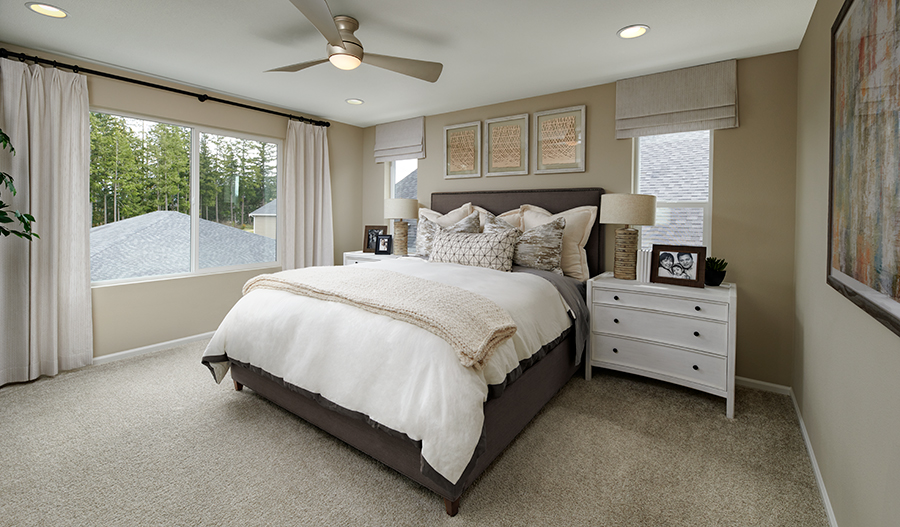 Owner's bedroom of the pearl plan