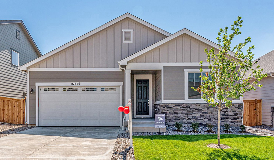 27656 E 10th Drive, Aurora, CO, 80018 Home For Sale in Sky Ranch