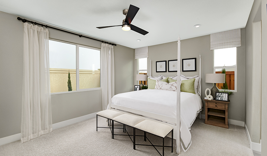 Peridot_Bay_OwnersBed_Autumn5372_RET_L2_W.jpg