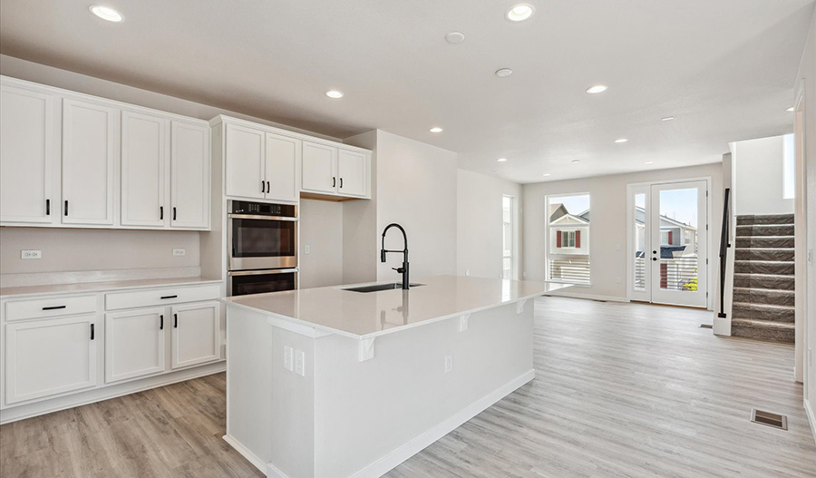 20901 E. Quincy Place,Aurora, CO, 80015 Home For Sale in Red Maple