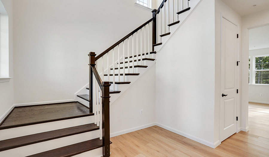 Entry of the Presley floor plan