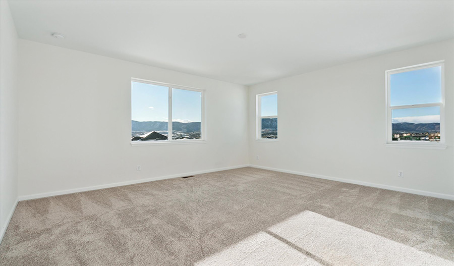 Bedroom of the Decker floor plan