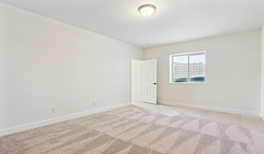 Bedroom of the Decker floor plan