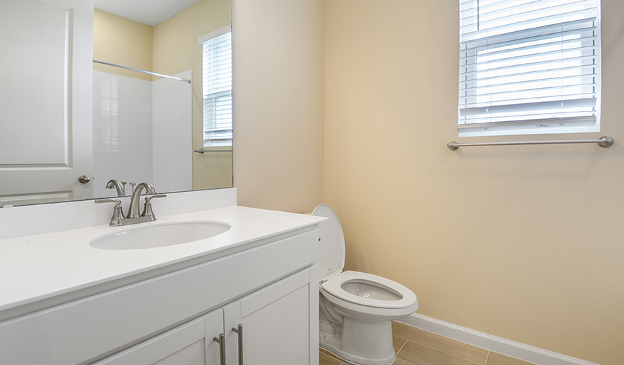 Bathroom of the Slate floor plan