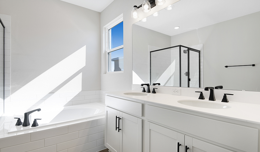 Bathroom of the Slate floor plan