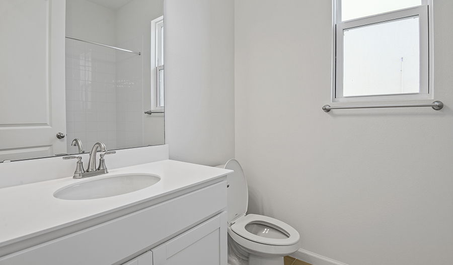 Bathroom of the Slate floor plan