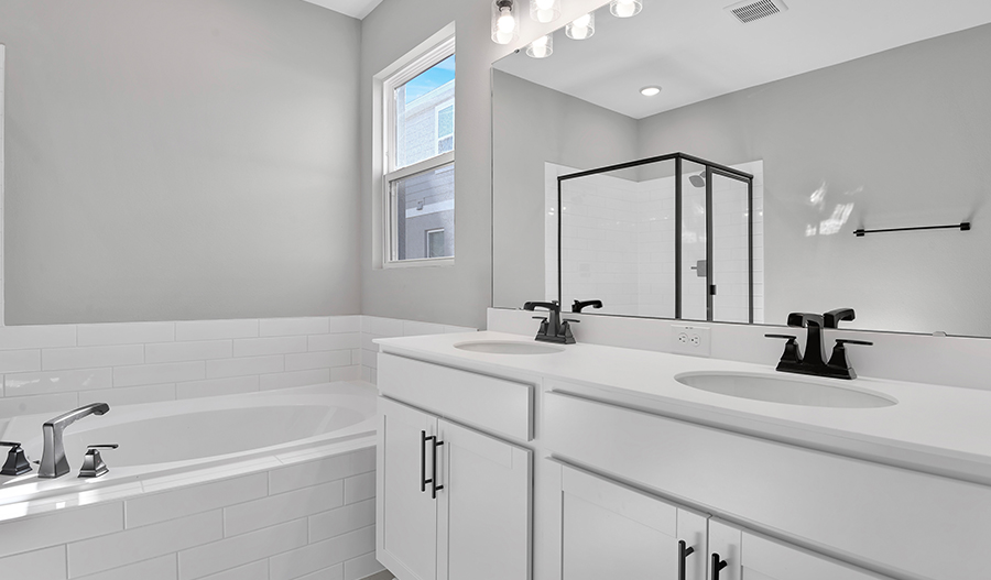 Bathroom of the Slate floor plan