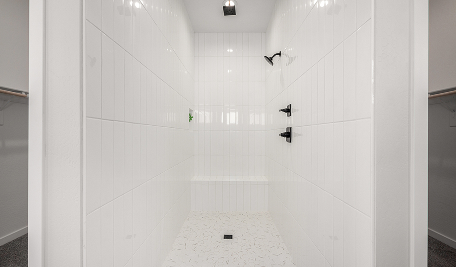 Bathroom of the Pinecrest floor plan