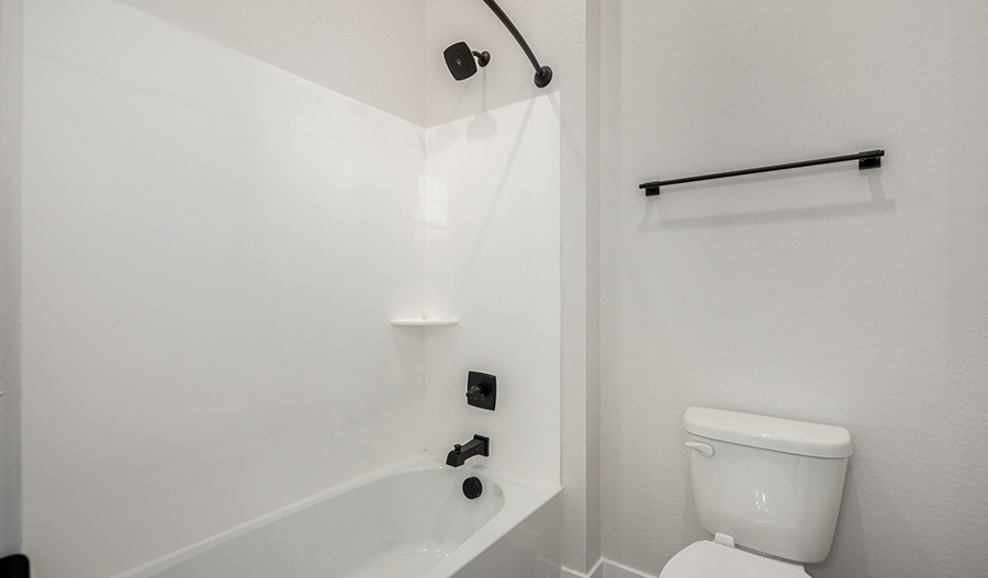 Bathroom of the Pinecrest floor plan
