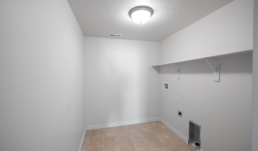 Laundry of the Coronado floor plan